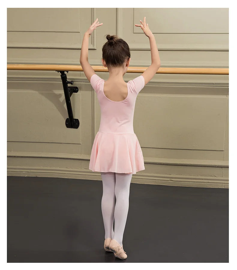 Justaucorps manches courtes avec jupette Sansha