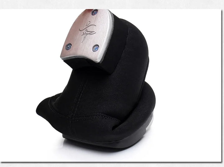 Chaussures de Claquettes unisexe Claude coloris noir ou rouge