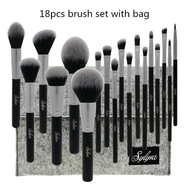 Set de 18 pinceaux à maquillage