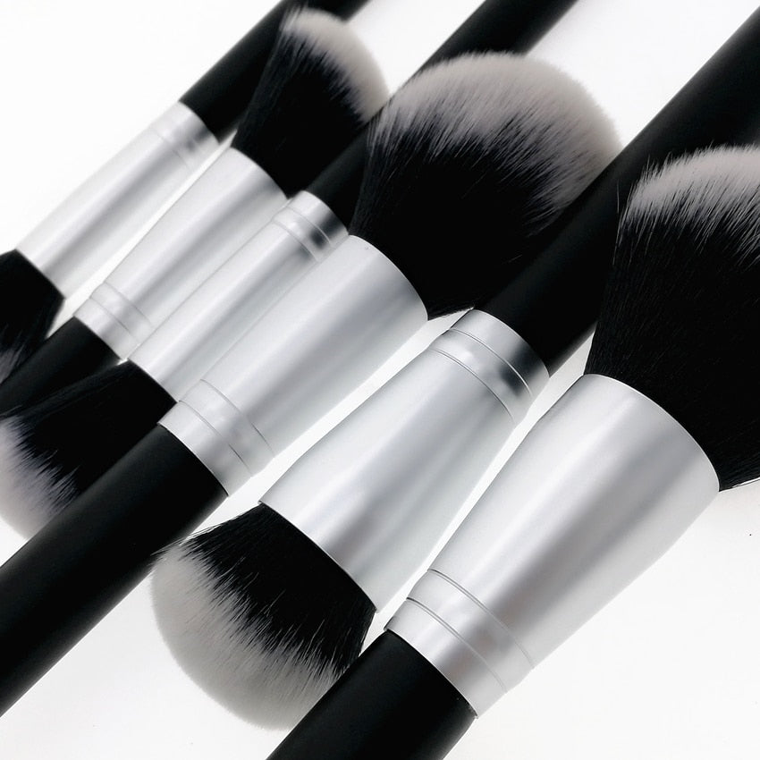 Set de 18 pinceaux à maquillage