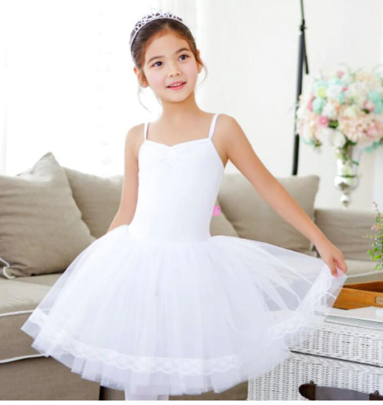 Robe Tutu fines bretelles avec dentelles et strass Ilvie