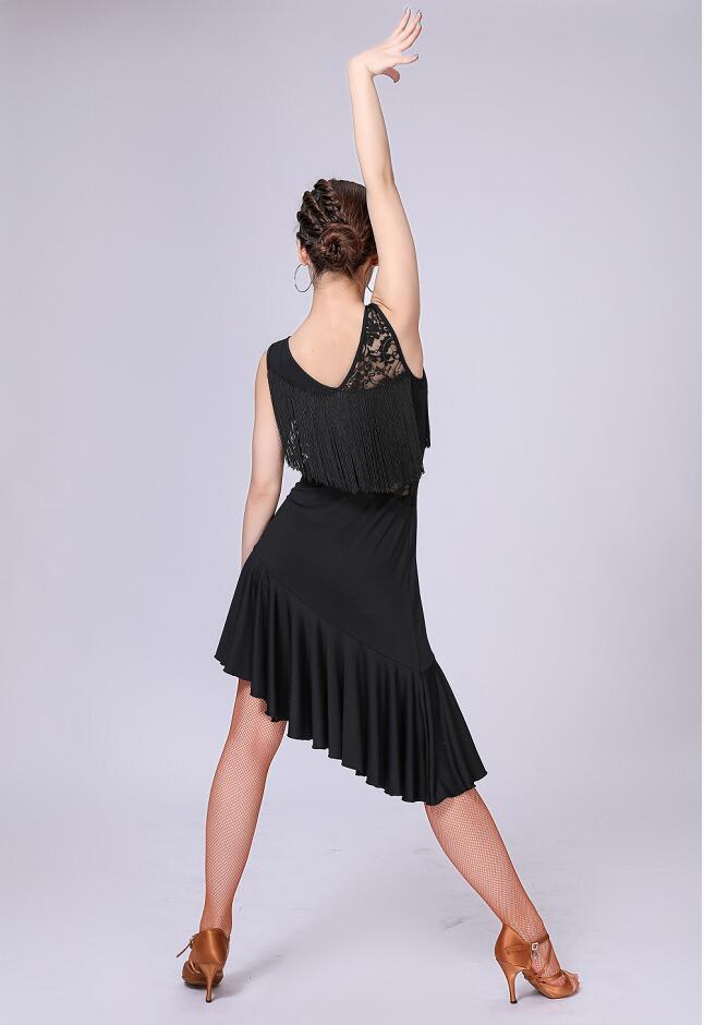 Robe de danse latine asymétrique à volant - buste avec franges et dentelle - pour adulte - 5 coloris au choix: noir, violet, rouge, fuchsia, bleu - Dance Store
