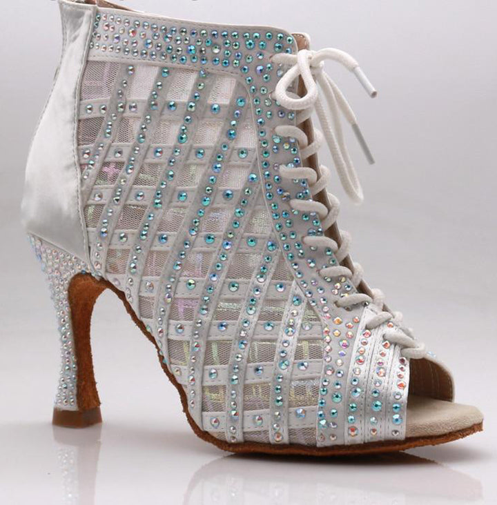 Bottines Rebecca couleur blanc avec strass Talons de 6 à 10cm