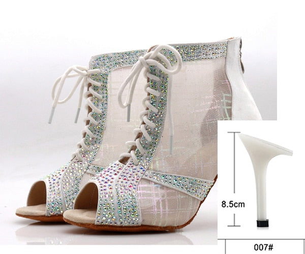 Bottines Rebecca couleur blanc avec strass Talons de 6 à 10cm